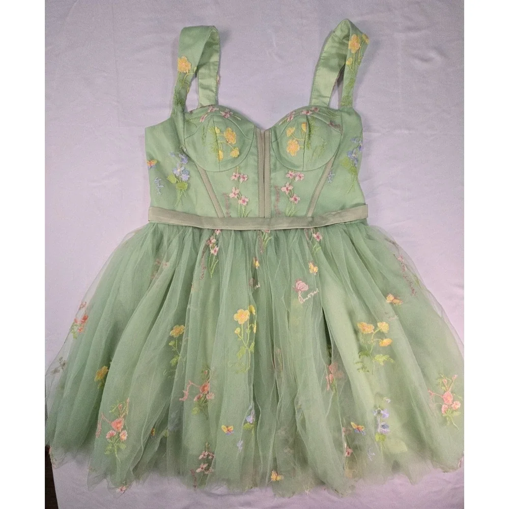 Sage Green Embroidered Floral Tulle Corset Homecoming Dress Size 16 Fairycore